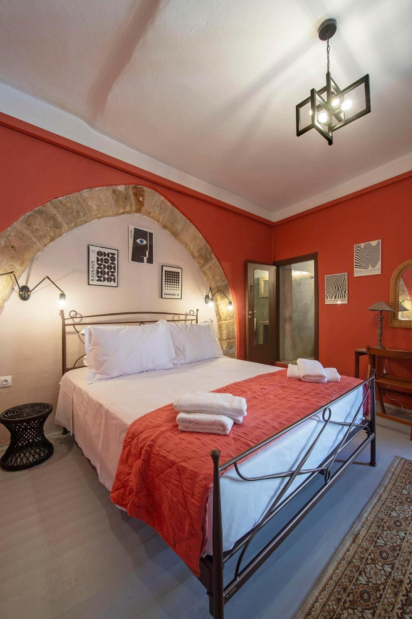 Old Town Corner Luxury Studios Родос Экстерьер фото